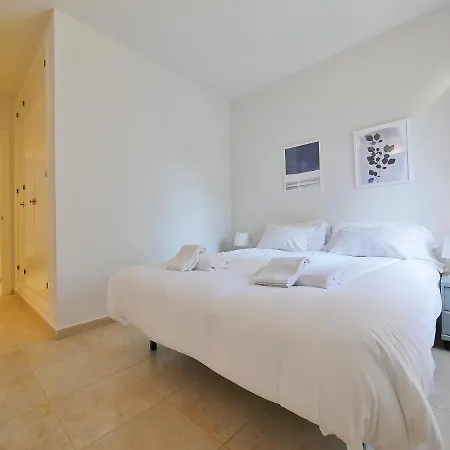 Con Piscina En Appartement Llafranc