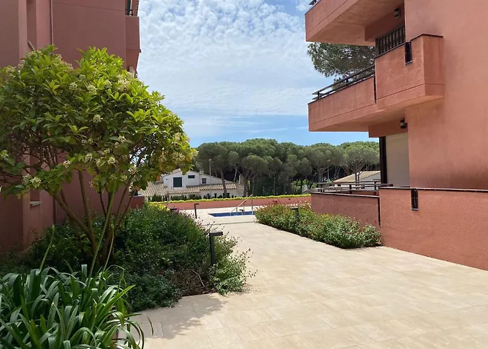 Coronda Con Piscina Y Parquing En Lejlighed