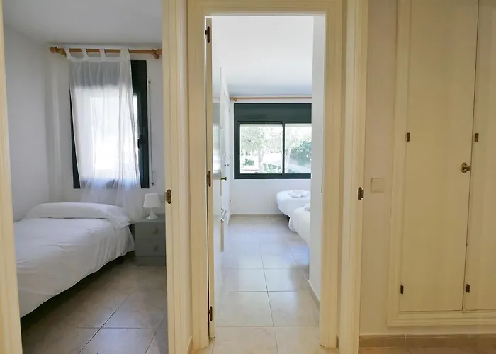 Coronda Con Piscina Y Parquing En